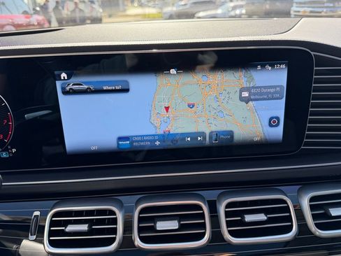 Used 2024 Mercedes-Benz GLE 580 4MATIC image 23