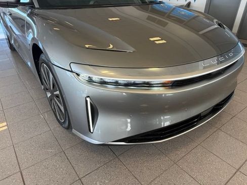 Used 2025 Lucid Air Pure RWD image 11