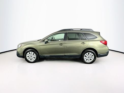 Used 2019 Subaru Outback 2.5i Premium AWD/4WD image 4