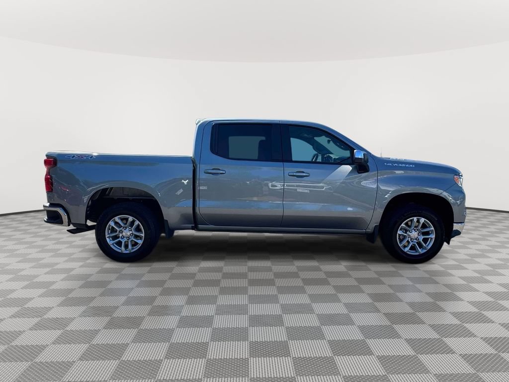 Used 2026 Chevrolet Silverado 1500 LT AWD/4WD image 8