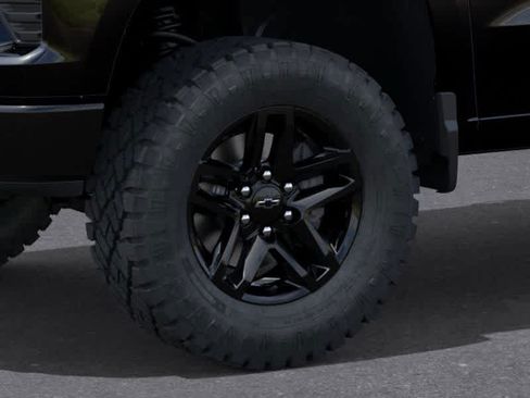 New 2026 Chevrolet Silverado 1500 Custom Trail Boss w/ Dark Appearance Package AWD/4WD image 9