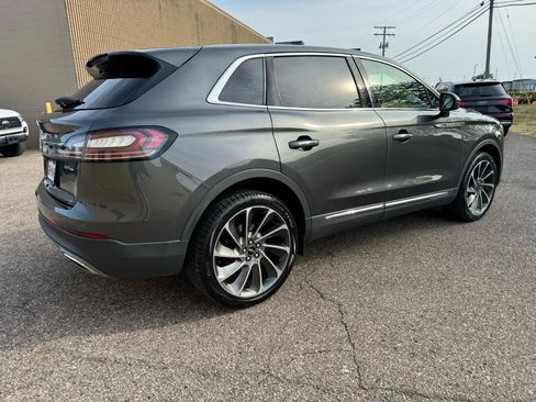 Used 2019 Lincoln Nautilus Reserve image 11
