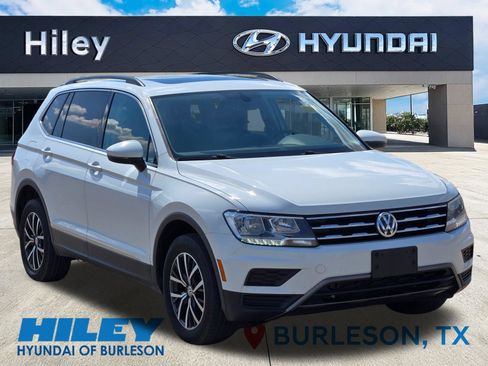 Used 2020 Volkswagen Tiguan SE AWD/4WD image 2
