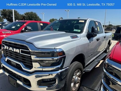 Certified 2026 RAM 2500 Big Horn AWD/4WD image 3