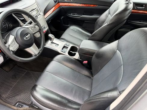 Used 2011 Subaru Legacy 2.5i Limited AWD/4WD image 14