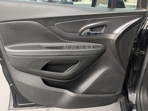 Used 2019 Buick Encore Sport Touring AWD/4WD image 14