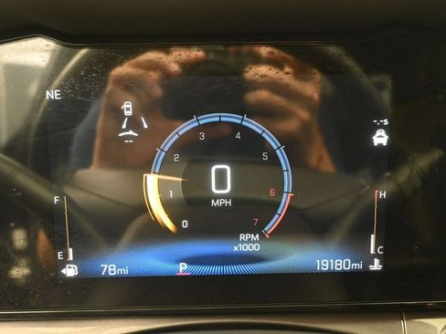 Used 2025 Chevrolet Trax ACTIV w/ Driver Confidence Package FWD image 13