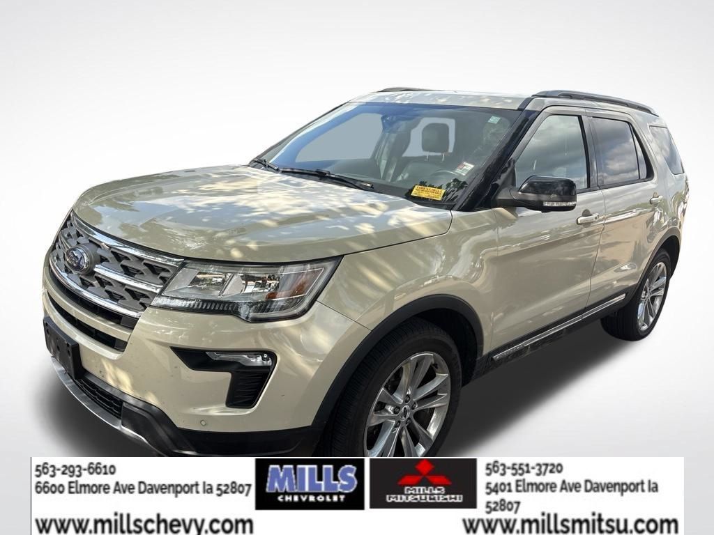 Used 2018 Ford Explorer XLT w/ Equipment Group 202A AWD/4WD image 2