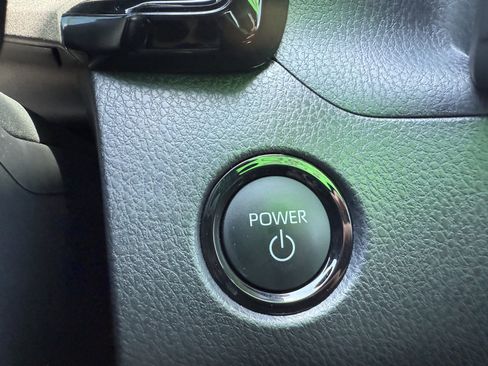 Certified 2025 Toyota Camry SE FWD image 28