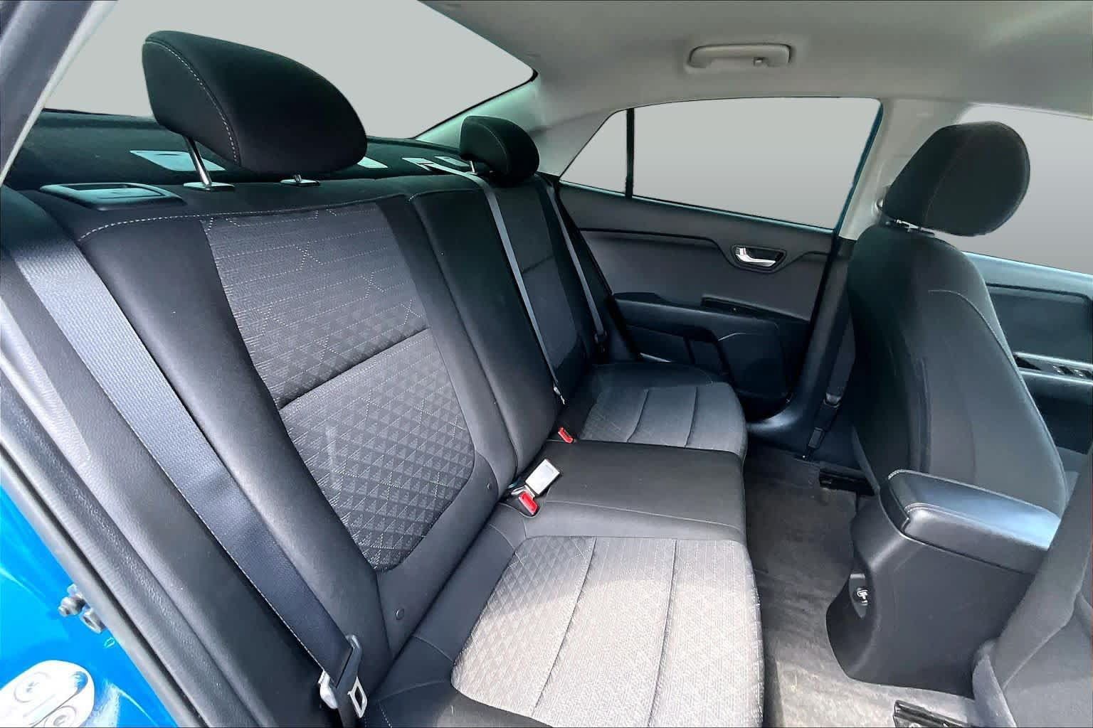 Used 2023 Kia Rio S FWD image 19