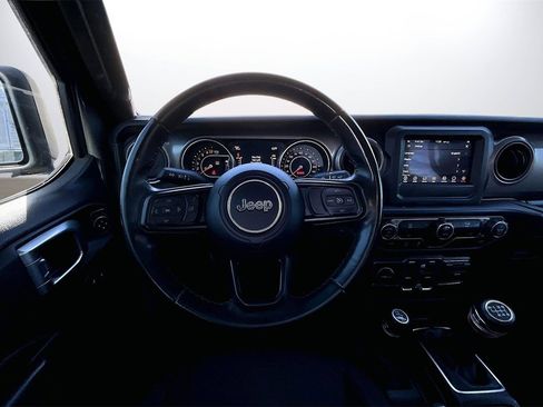 Certified 2021 Jeep Gladiator Sport image 10