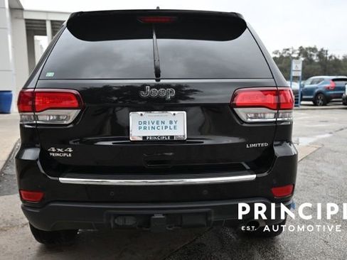 Used 2022 Jeep Grand Cherokee Limited w/ Trailer Tow Group IV image 10