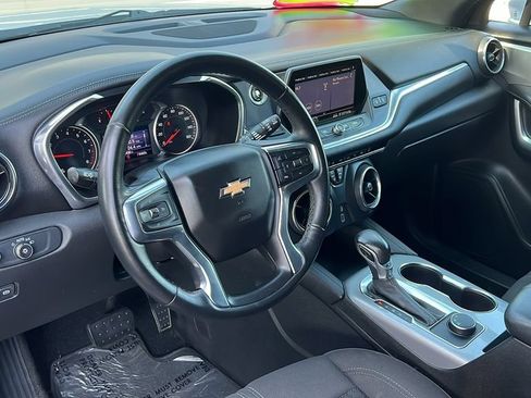Used 2020 Chevrolet Blazer LT FWD image 12