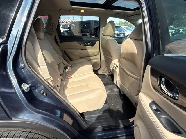 Used 2016 Nissan Rogue SL w/ SL Premium Package AWD/4WD image 19