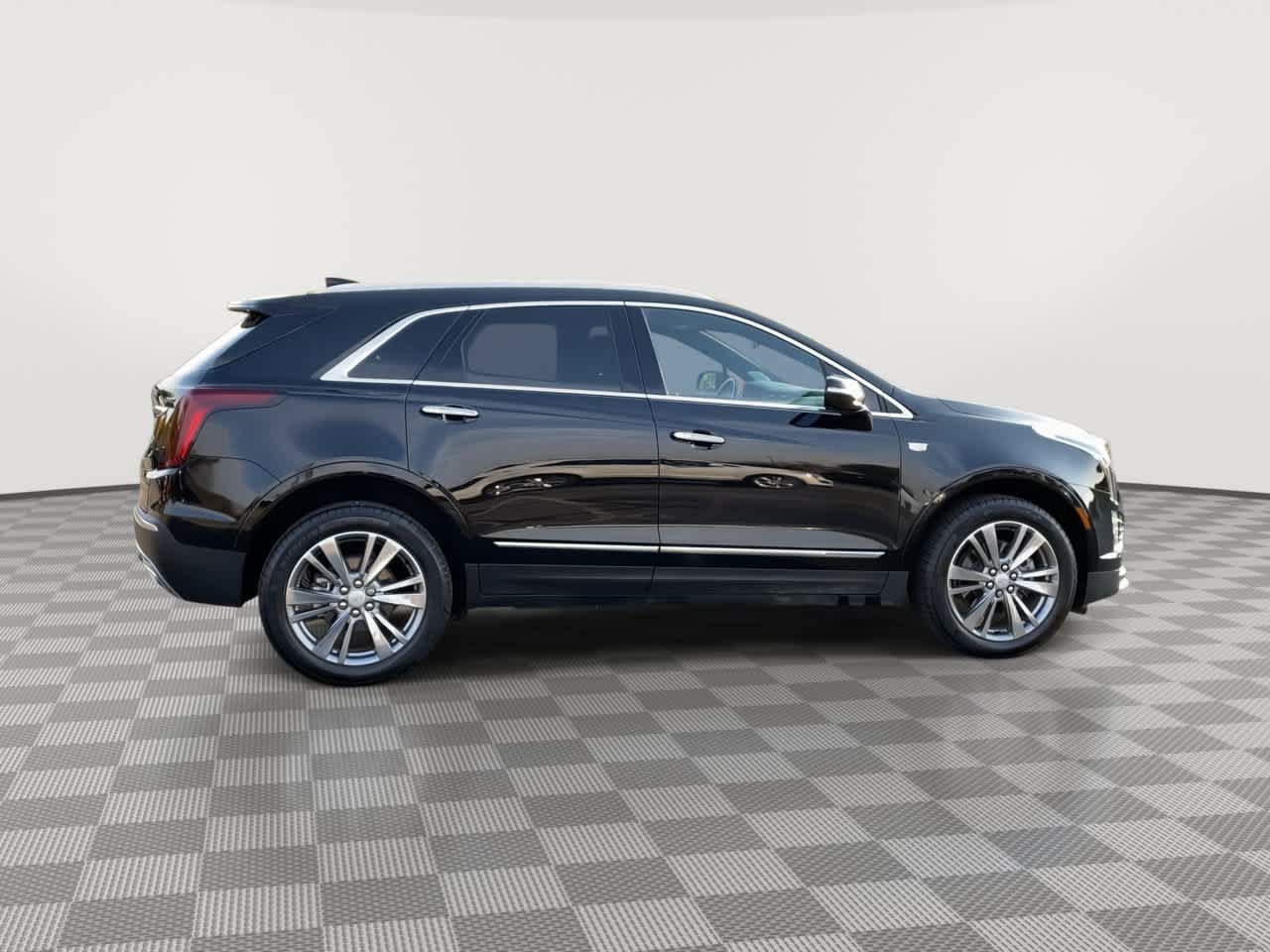 Used 2024 Cadillac XT5 Premium Luxury AWD/4WD image 9