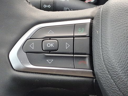 Certified 2023 Jeep Compass Latitude w/ Convenience Group image 24