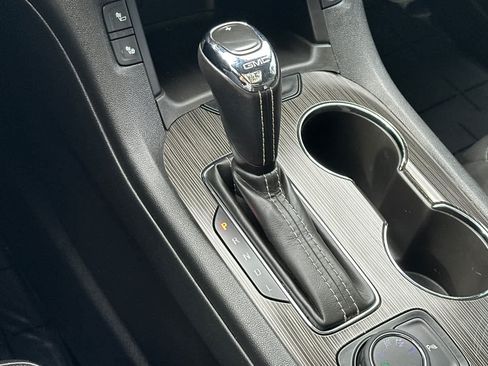 Used 2018 GMC Acadia SLT AWD/4WD image 23