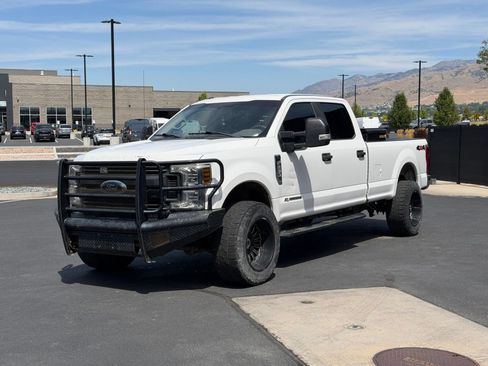 Used 2019 Ford F250 XL AWD/4WD image 6