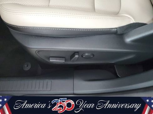 Used 2022 Ford Escape SEL w/ Technology Package FWD image 24