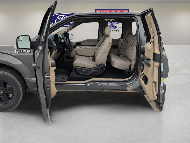 Used 2015 Ford F150 XLT w/ Equipment Group 301A Mid RWD image 17