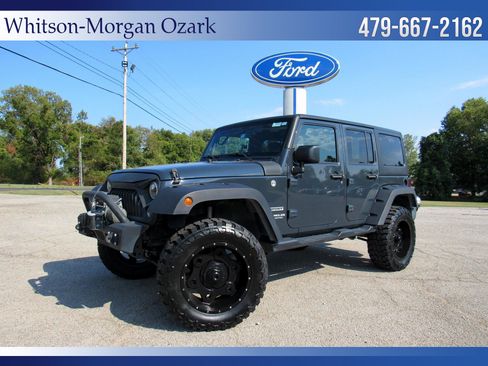 Used 2017 Jeep Wrangler Unlimited Sport w/ Quick Order Package 24S AWD/4WD image 1