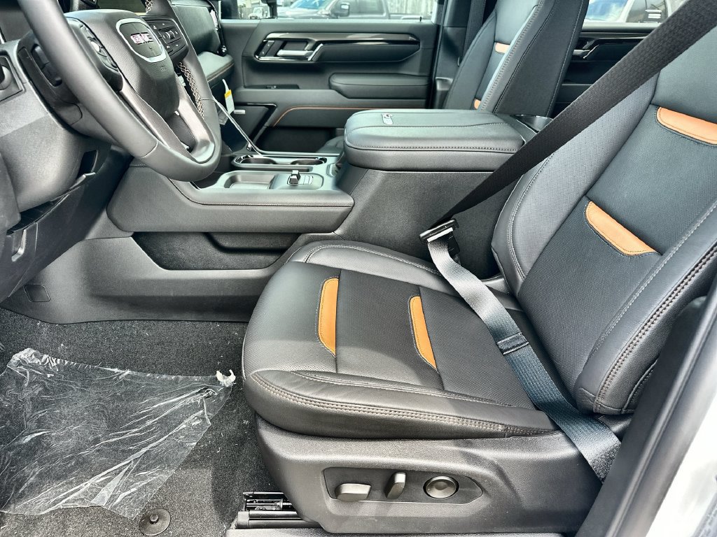 New 2026 GMC Sierra 2500 AT4 w/ AT4 Premium Plus Package AWD/4WD image 24