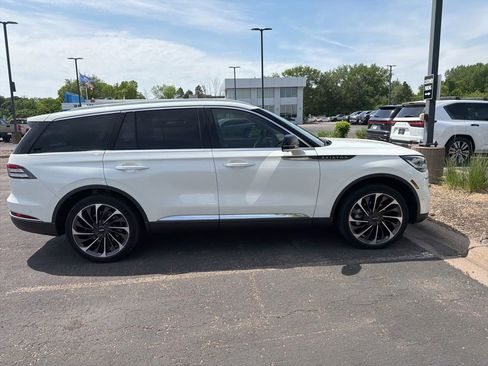 Used 2023 Lincoln Aviator Reserve w/ Equipment Group 201A AWD/4WD image 25