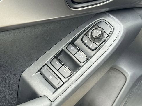 Certified 2025 Subaru Impreza 2.0i image 16