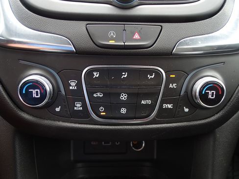 Used 2022 Chevrolet Equinox LT AWD/4WD image 20