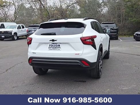 New 2026 Chevrolet Trax RS w/ Sunroof Package image 9