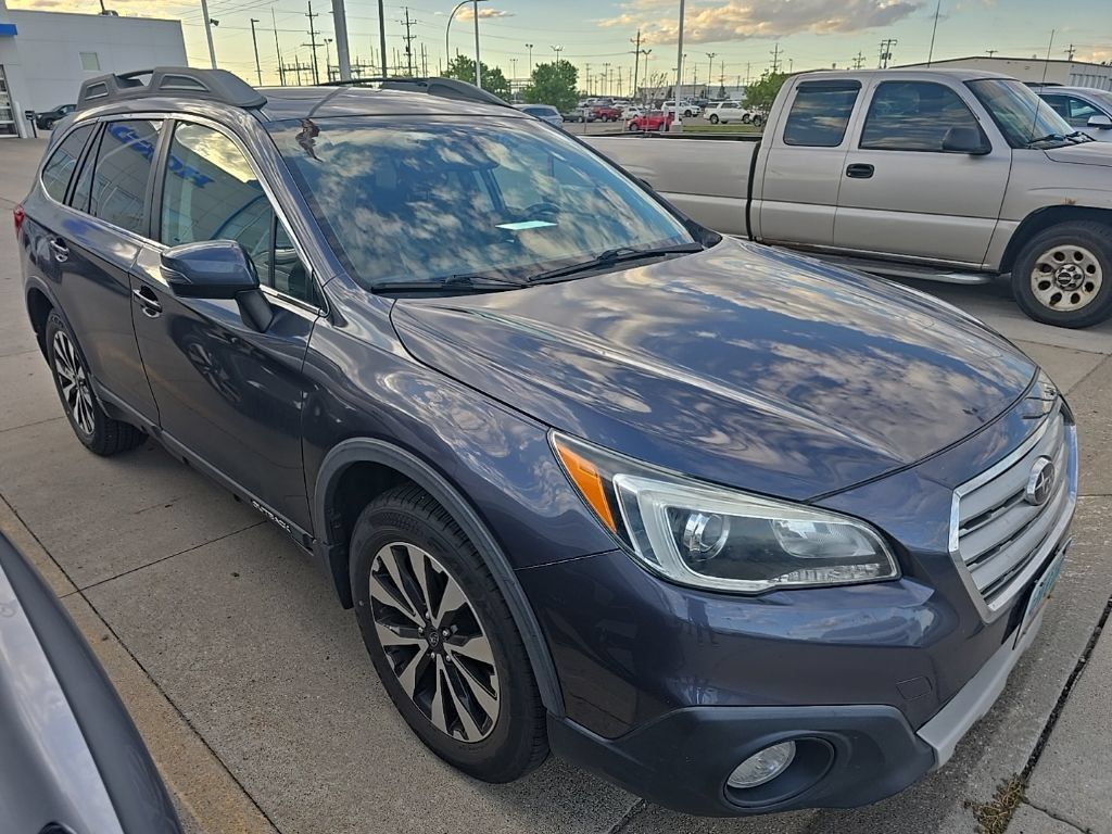 Used 2015 Subaru Outback 2.5i Limited AWD/4WD image 6