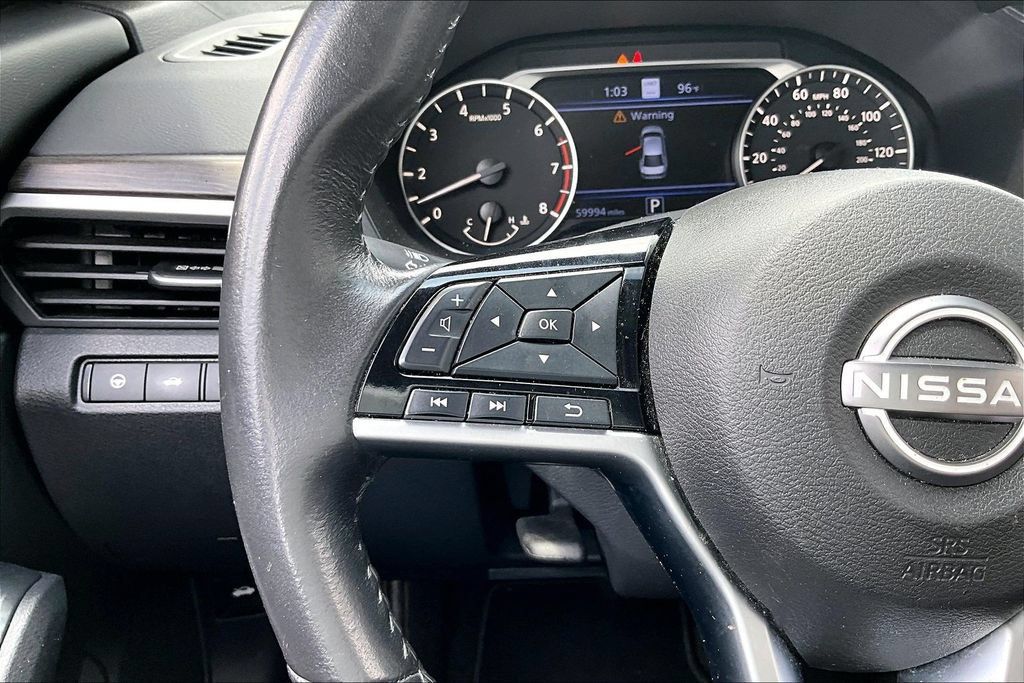 Used 2024 Nissan Altima 2.5 SV w/ SV Premium Package FWD image 10