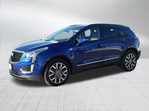 Certified 2023 Cadillac XT5 Sportv w/ LPO, Floor Liner Package image 3