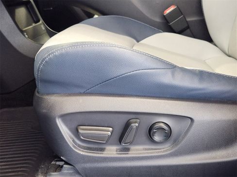 Used 2023 Subaru Solterra AWD image 18