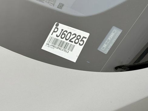 Used 2023 Land Rover Range Rover Sport SE image 33