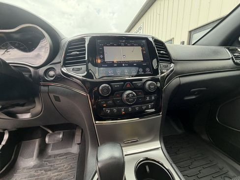 Used 2019 Jeep Grand Cherokee High Altitude AWD/4WD image 14