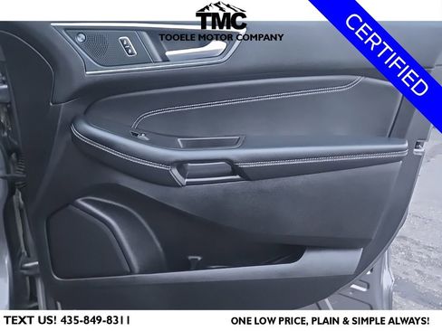 Used 2024 Ford Edge Titanium image 30