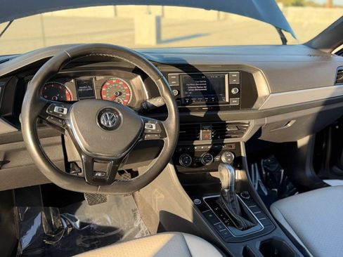 Used 2019 Volkswagen Jetta R-Line FWD image 13