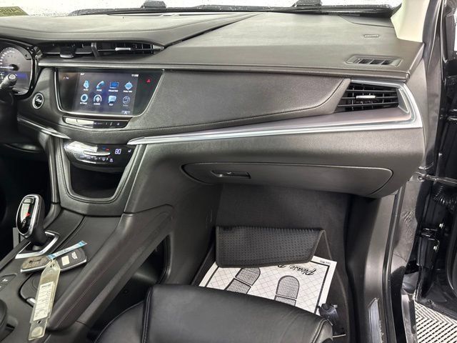 Used 2017 Cadillac XT5 Luxury AWD/4WD image 39