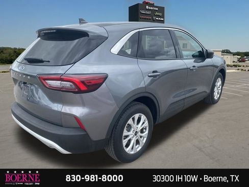 Used 2024 Ford Escape Active image 7