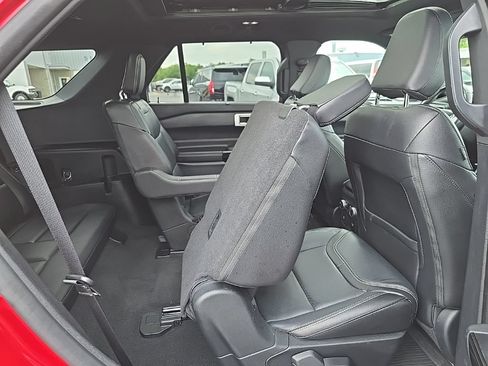Used 2021 Ford Explorer ST w/ Equipment Group 401A AWD/4WD image 43