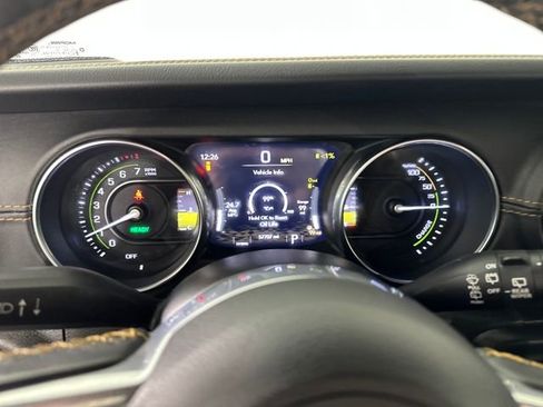 Used 2021 Jeep Wrangler Unlimited Sahara image 17