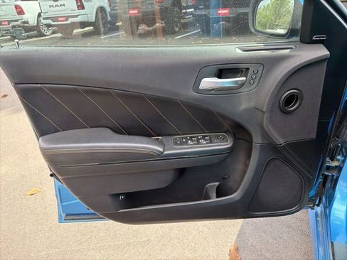 Used 2018 Dodge Charger R/T image 16