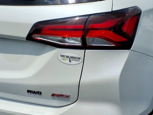 Used 2022 Chevrolet Equinox RS w/ RS Leather Package AWD/4WD image 10