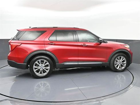 Used 2022 Ford Explorer Limited w/ Equipment Group 301A RWD image 29