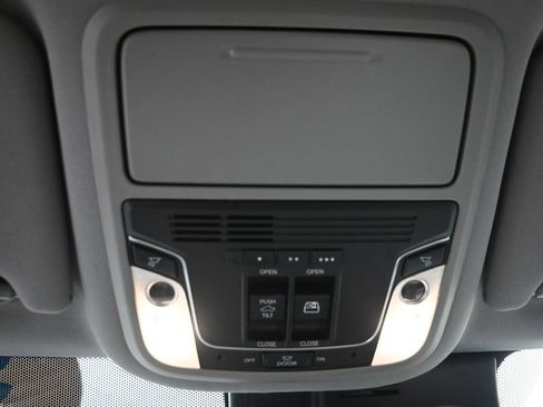 Used 2017 Honda Ridgeline RTL-E image 18