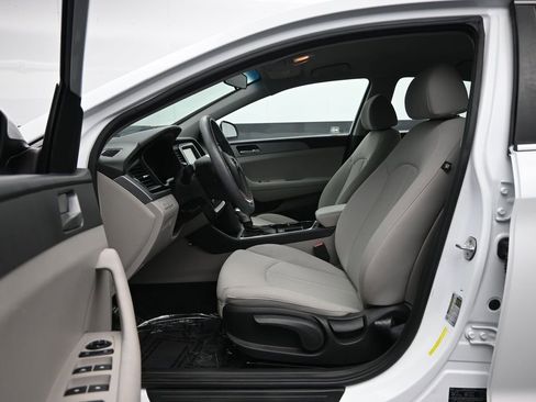 Used 2018 Hyundai Sonata ECO image 26