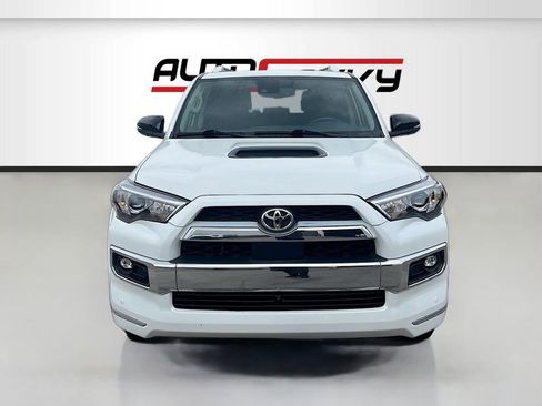 Used 2022 Toyota 4Runner Limited RWD image 2