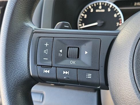 Certified 2024 Nissan Pathfinder S image 23