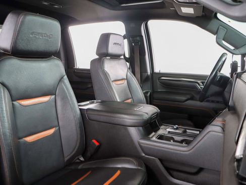 Used 2024 GMC Sierra 2500 AT4 w/ AT4 Preferred Package image 31